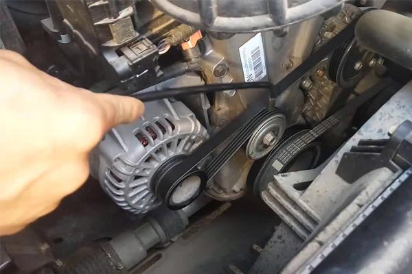 兴业转速传感器的工作原理是什么？