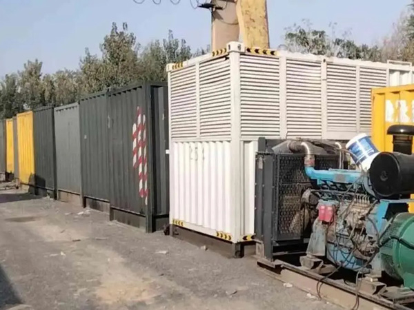 兴业200KW柴油发电机机组每小时油耗是多少？